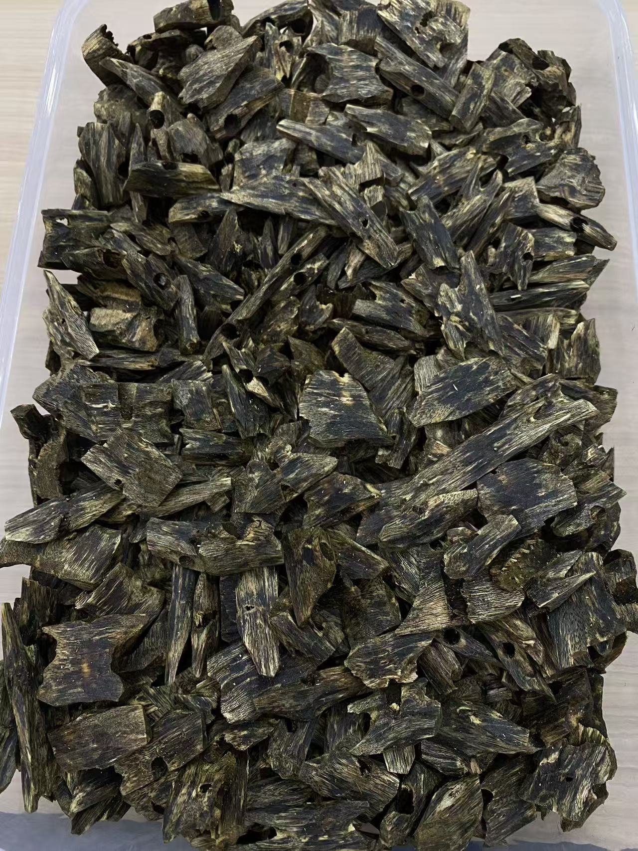 Natural agarwood raw material